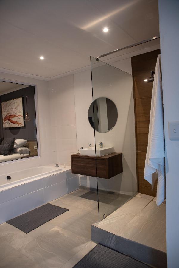 Hotel The Royal Bryanston Johannesburg Esterno foto