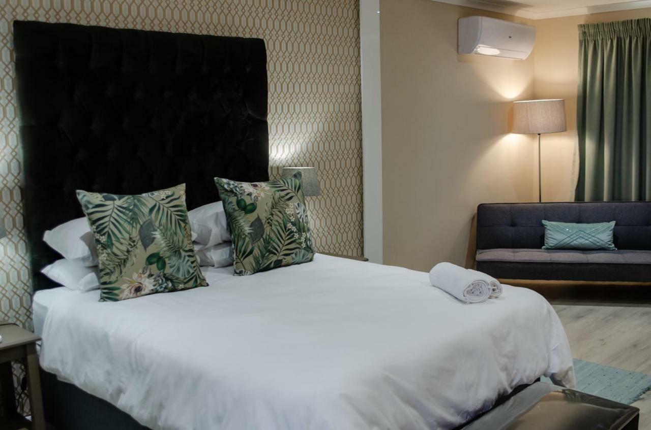 Hotel The Royal Bryanston Johannesburg Esterno foto
